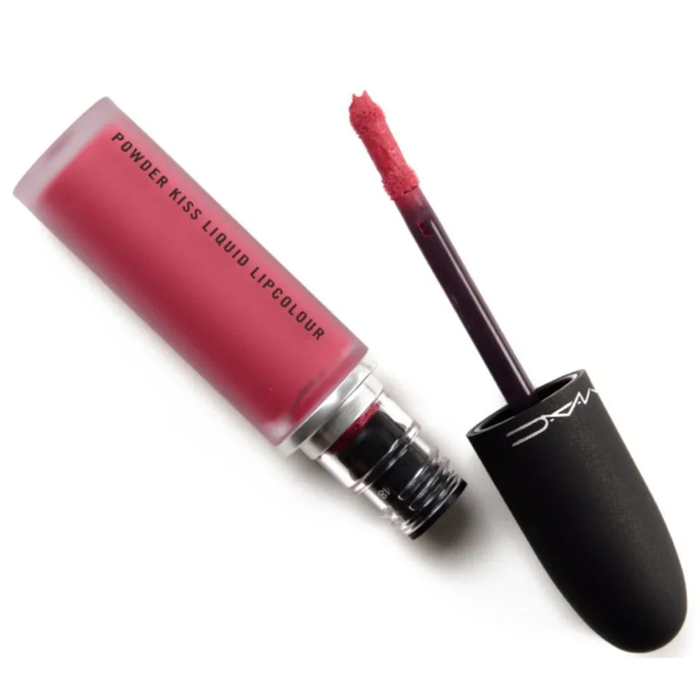MAC - Powder Kiss Liquid Lipcolour